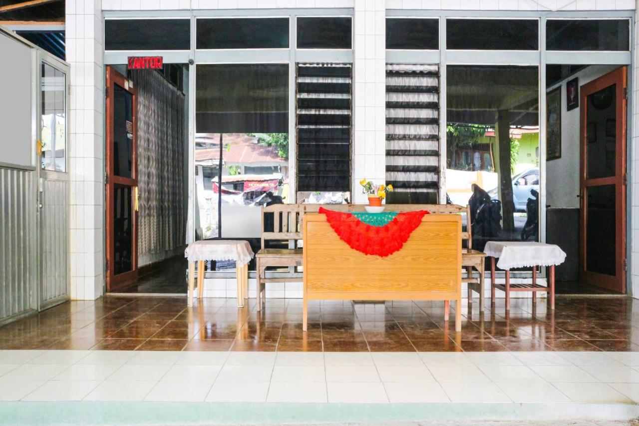 Spot On 91212 Hotel Kelimutu กูปัง ภายนอก รูปภาพ